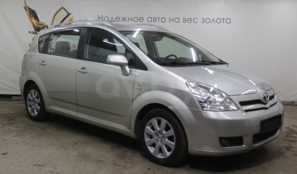 Toyota Corolla Verso III (AR10), 5 мест, 2004 г.