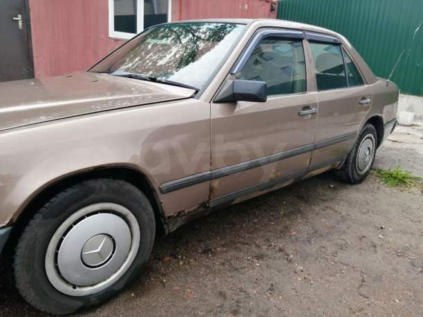 Mercedes-Benz E-Класс W124, S124, C124, A124, 1988 г.