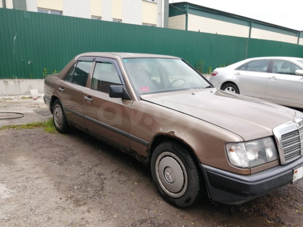 Mercedes-Benz E-Класс W124, S124, C124, A124, 1988 г.