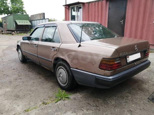Mercedes-Benz E-Класс W124, S124, C124, A124, 1988 г.