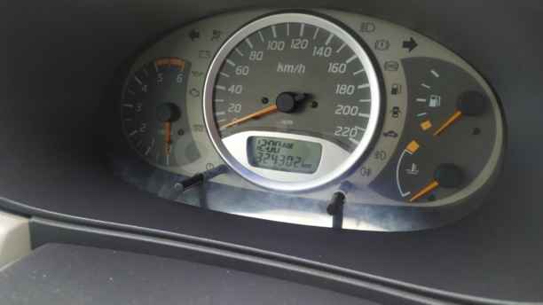 Nissan Almera Tino, 2001 г.