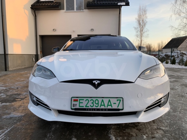 Tesla Model S I, 2015 г.