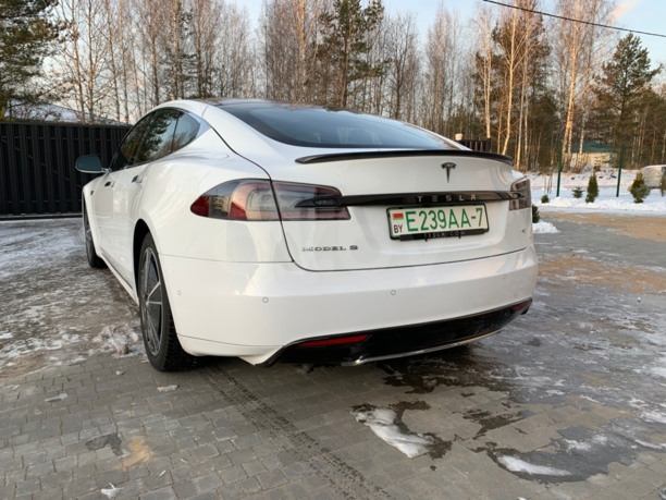 Tesla Model S I, 2015 г.