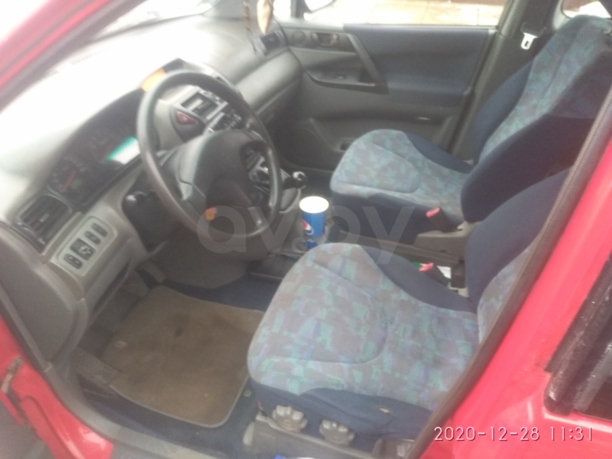 Mitsubishi Space Runner II, 2000 г.