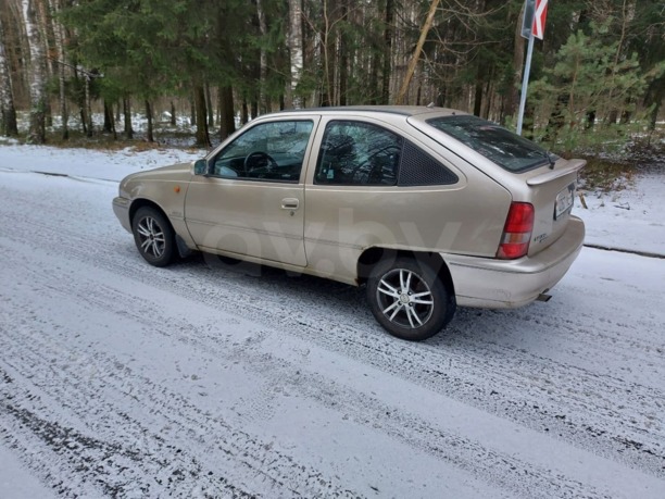 Daewoo Nexia I, 1996 г.