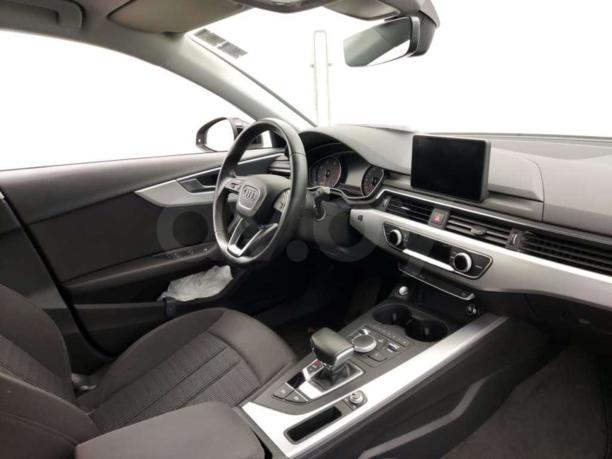 Audi A4 B9, 2016 г.