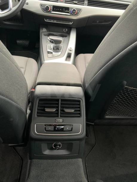 Audi A4 B9, 2016 г.