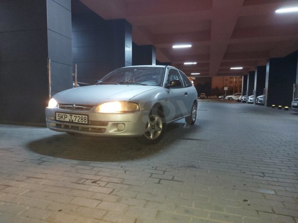 Mitsubishi Colt V, 1998 г.