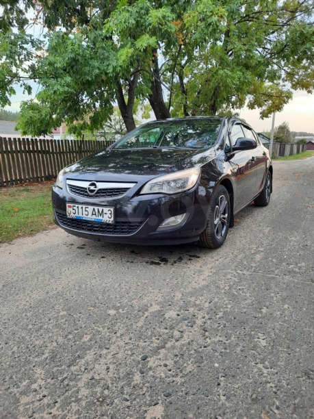Opel Astra J, 2010 г.