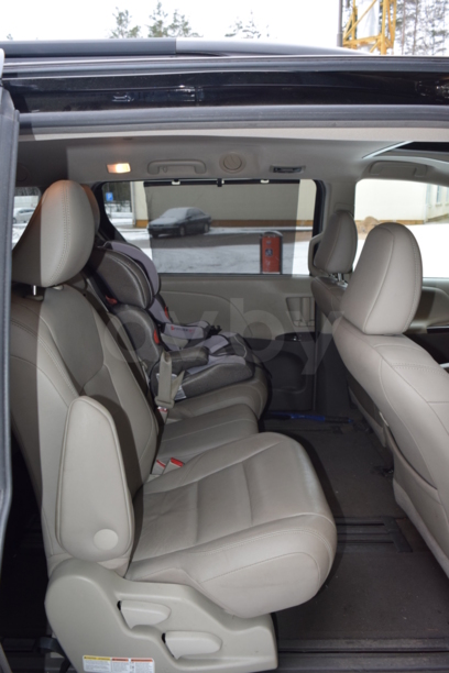 Toyota Sienna III (XL30), 7 мест, 2016 г.