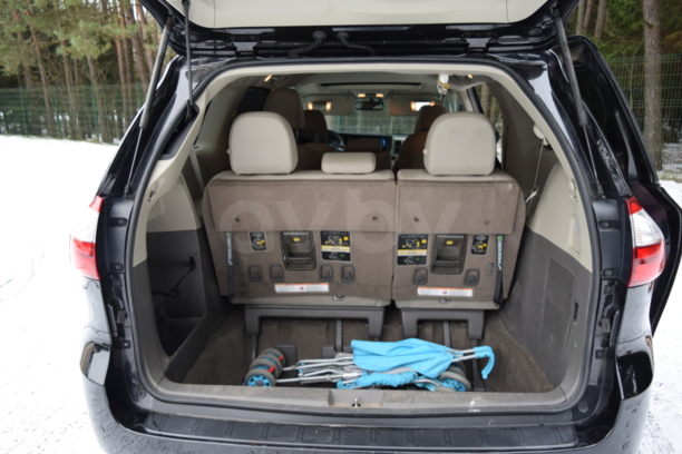 Toyota Sienna III (XL30), 7 мест, 2016 г.