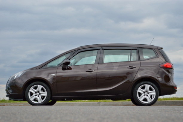 Opel Zafira C, 5 мест, 2013 г.