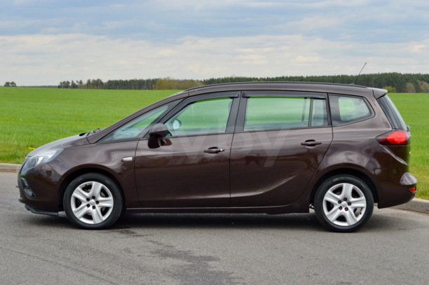 Opel Zafira C, 5 мест, 2013 г.