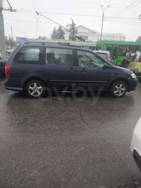 Mazda MPV II, 7 мест, 2002 г.