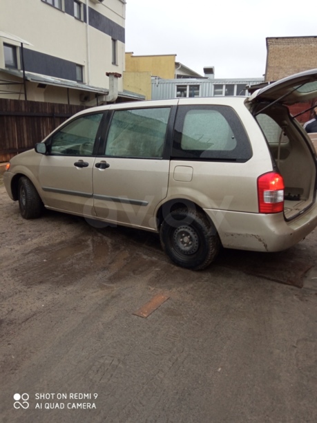 Mazda MPV II, 7 мест, 2001 г.