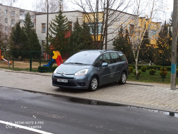 Citroen C4 Grand Picasso I, 7 мест, 2010 г.