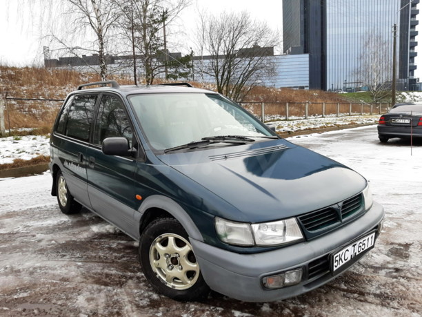 Mitsubishi Space Runner I, 1998 г.