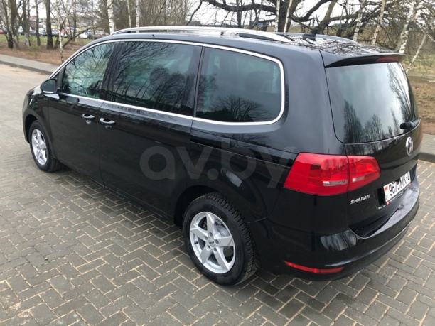 Volkswagen Sharan II, 5 мест, 2014 г.