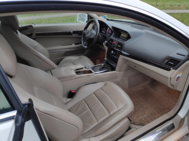 Mercedes-Benz E-Класс W212, S212, C207, A207, 2009 г.