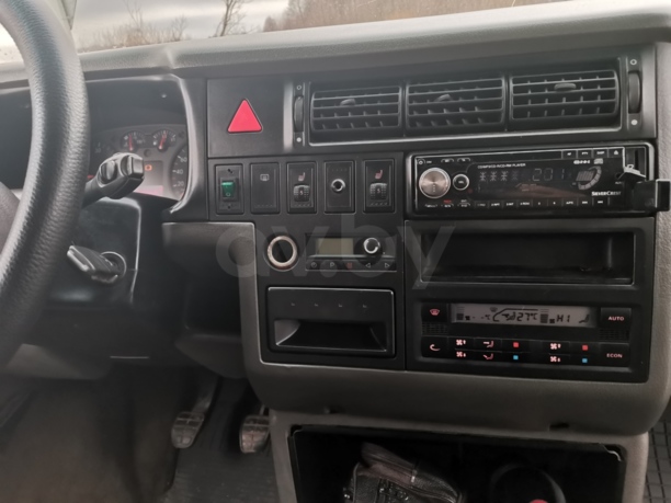 Volkswagen Caravelle T4, 2001 г.