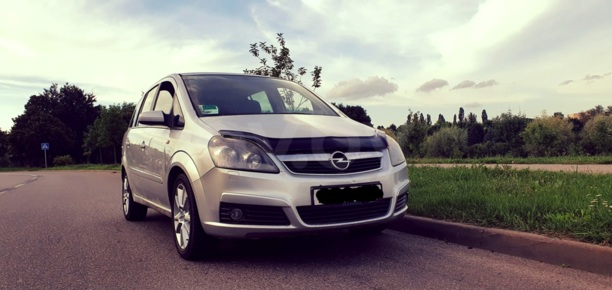 Opel Zafira B, 7 мест, 2007 г.