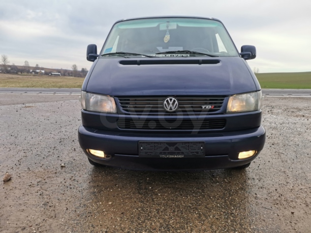 Volkswagen Caravelle T4, 2001 г.