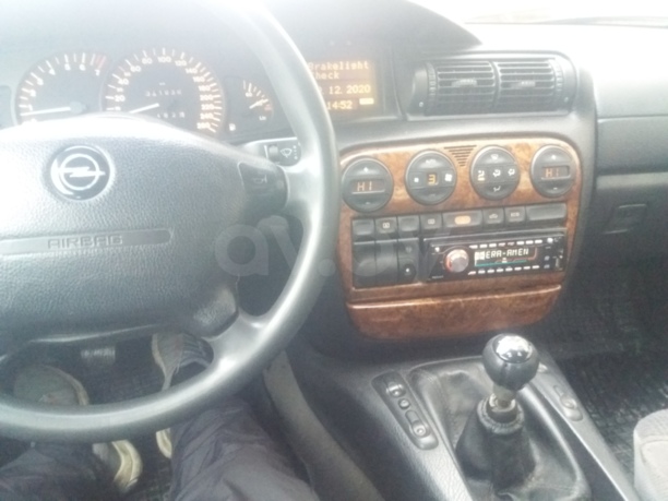 Opel Omega B, 1997 г.