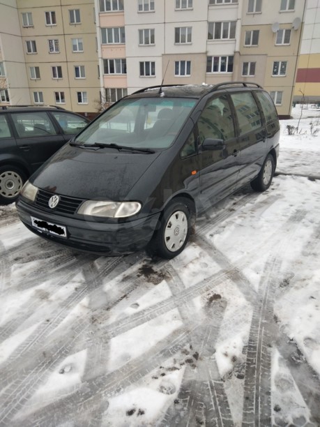 Volkswagen Sharan I, 7 мест, 1997 г.