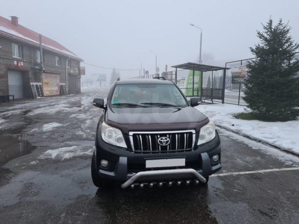 Toyota Land Cruiser Prado J150, 7 мест, 2011 г.