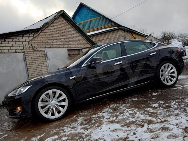 Tesla Model S I, 2014 г.