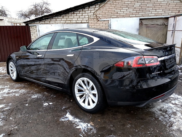 Tesla Model S I, 2014 г.