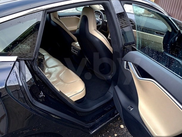 Tesla Model S I, 2014 г.