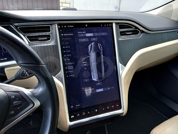 Tesla Model S I, 2014 г.