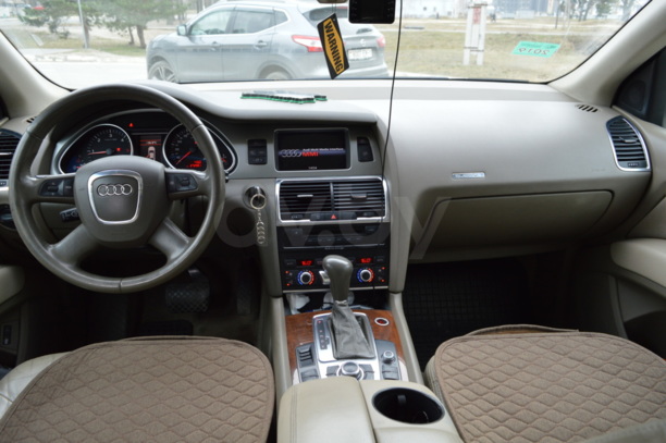 Audi Q7 4L, 5 мест, 2006 г.
