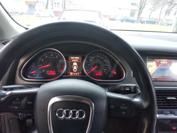 Audi Q7 4L, 7 мест, 2007 г.