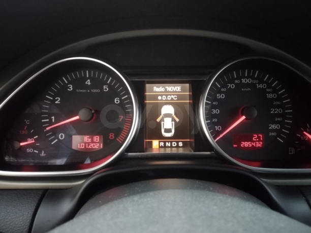 Audi Q7 4L, 7 мест, 2007 г.