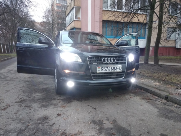 Audi Q7 4L, 7 мест, 2007 г.