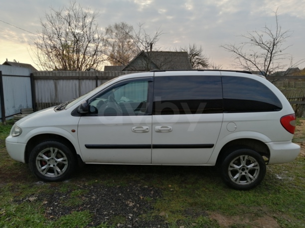 Chrysler Voyager IV, 7 мест, 2002 г.