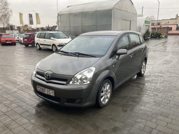 Toyota Corolla Verso III (AR10), 7 мест, 2005 г.