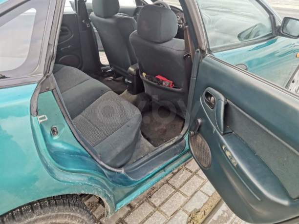 Mazda 323F, 1994 г.