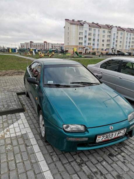 Mazda 323F, 1994 г.