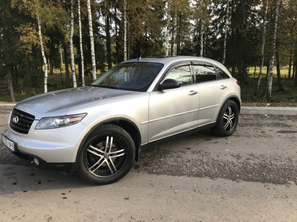 Infiniti FX I, 2003 г.