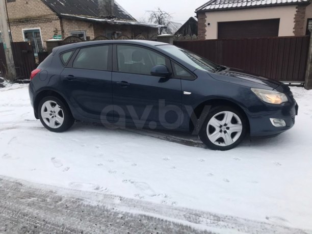Opel Astra J, 2011 г.