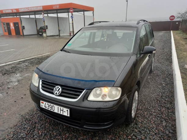 Volkswagen Touran I, 5 мест, 2006 г.