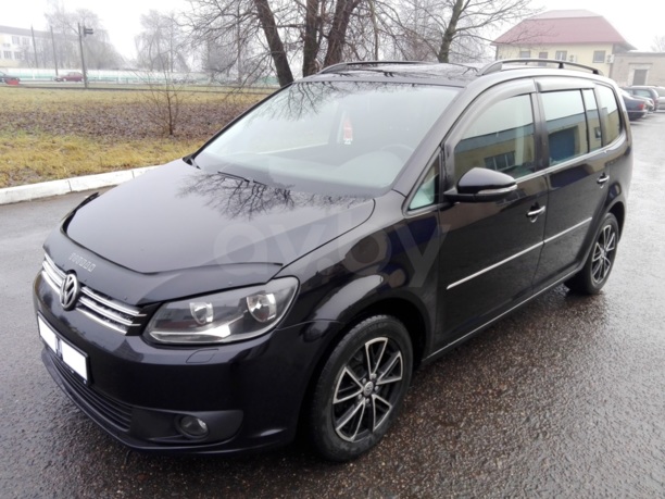 Volkswagen Touran II, 5 мест, 2013 г.