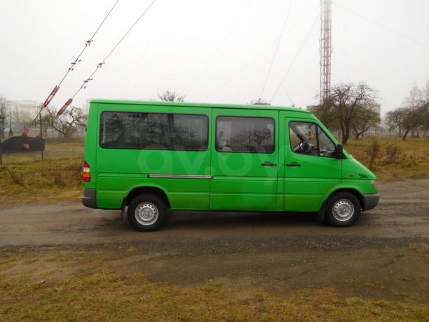 Mercedes-Benz Sprinter легковой, 2000 г.