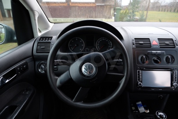 Volkswagen Touran I, 5 мест, 2005 г.