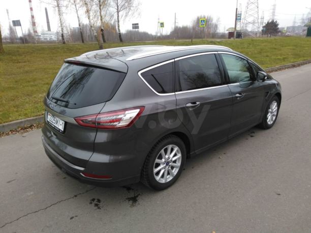 Ford S-MAX II, 5 мест, 2016 г.