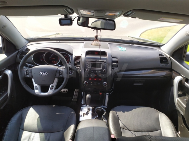 Kia Sorento II, 5 мест, 2011 г.