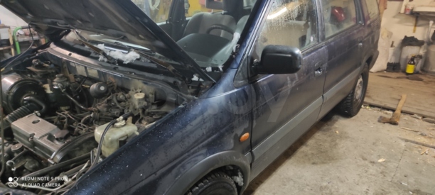 Mitsubishi Space Wagon Typ N30, N40, 7 мест, 1996 г.